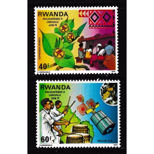 FILATELIA Ruanda 1979 Satelite Comunicação Flora Recurso Humano