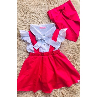 jardineira salopete infantil blogueirinha na cor pink tema de macha e urso muito usando em mesversario e aniversarios