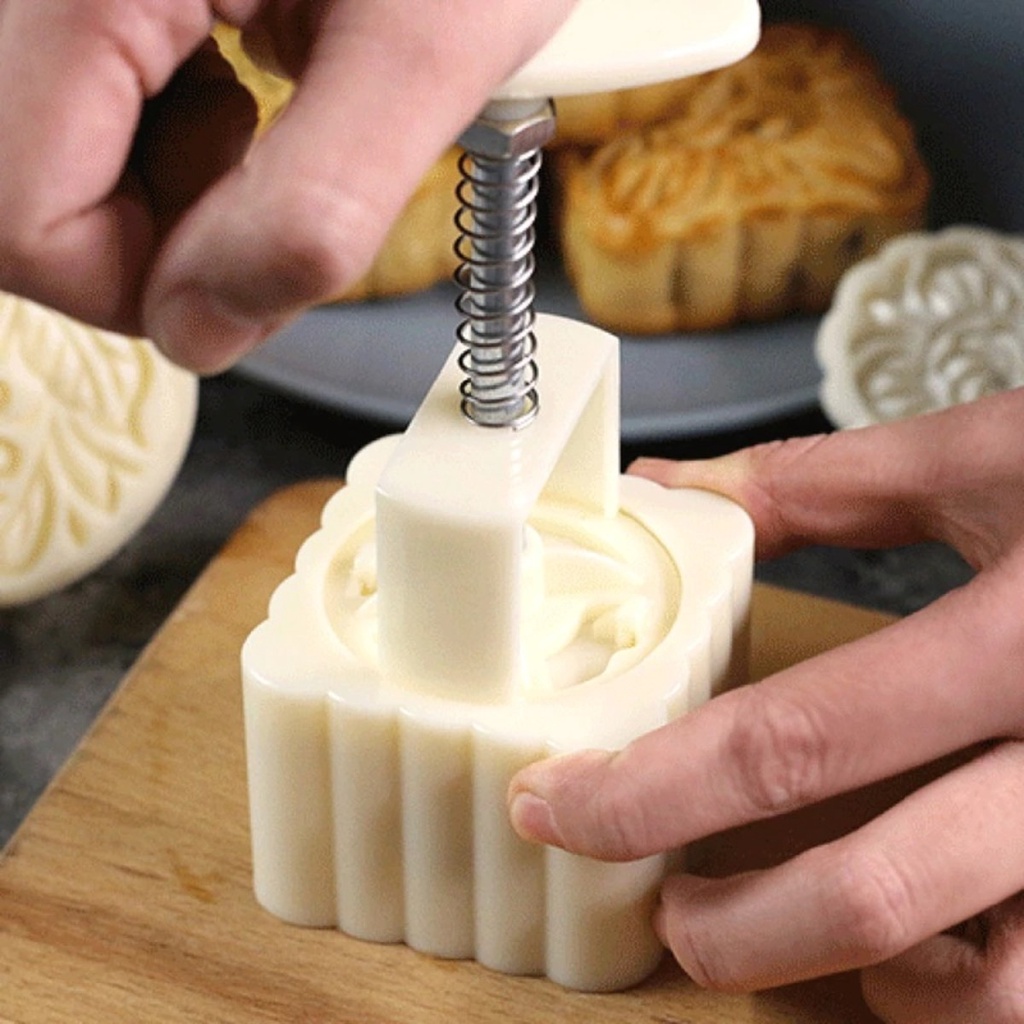 Bolo da Lua: Guia Completo e Onde Comprar | BuscaProdutos