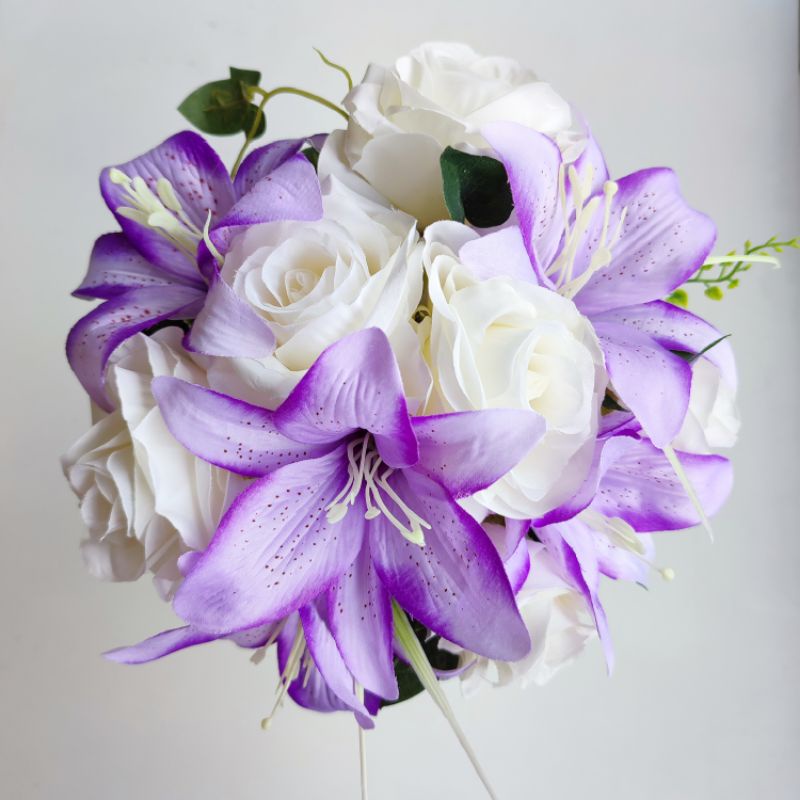 Buquê de noiva lilás casamento flores artificiais realistas rosas e lírios  | Shopee Brasil