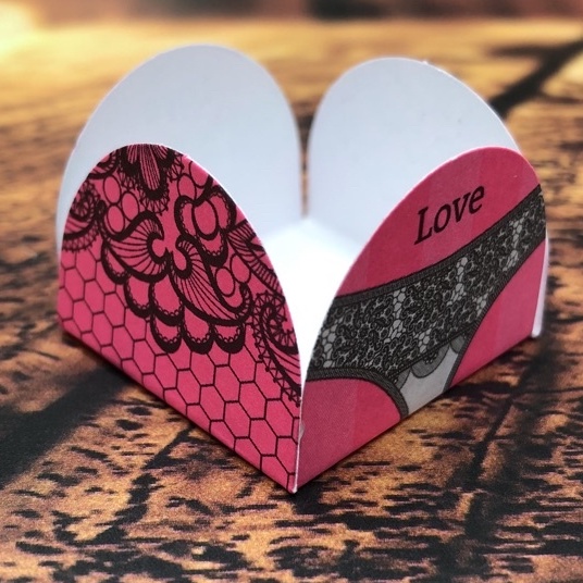 50  forminhas 4 Pétalas para doces TEMA CHÁ DE LINGERIE CALCINHA 82.3 em Oferta na Shopee