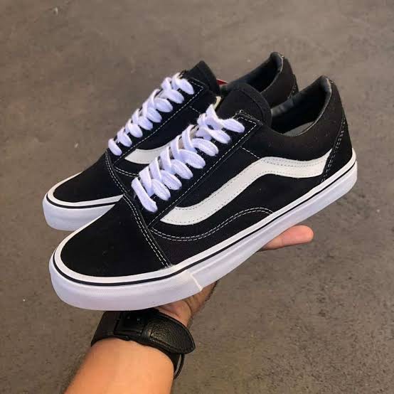 tenis vans old skool preto e branco feminino
