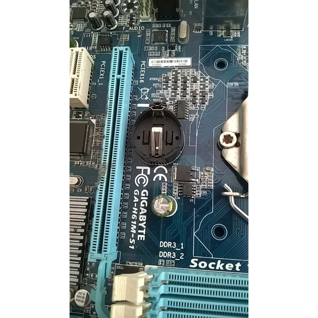 GA-H61M-S1 SUCATA COM DEFEITO SEM GARANTIA . | Shopee Brasil