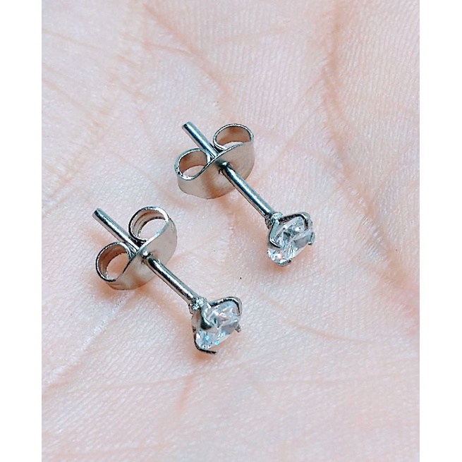 Brinco Masculino Pedrinha Pequena: Onde Comprar | BuscaProdutos