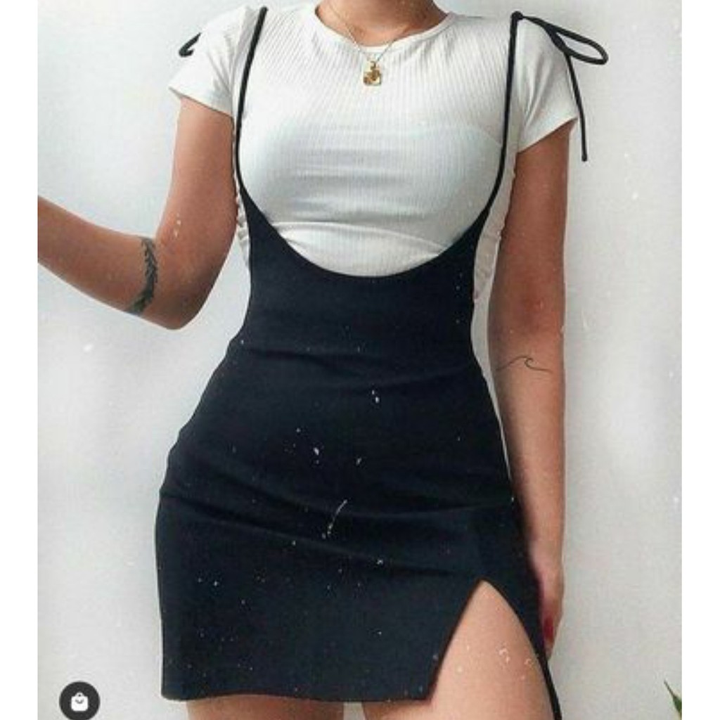 Jardineira Salopete Malha Canelada Feminina Fenda Saia