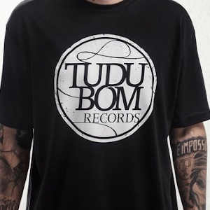 Camiseta tudubom records