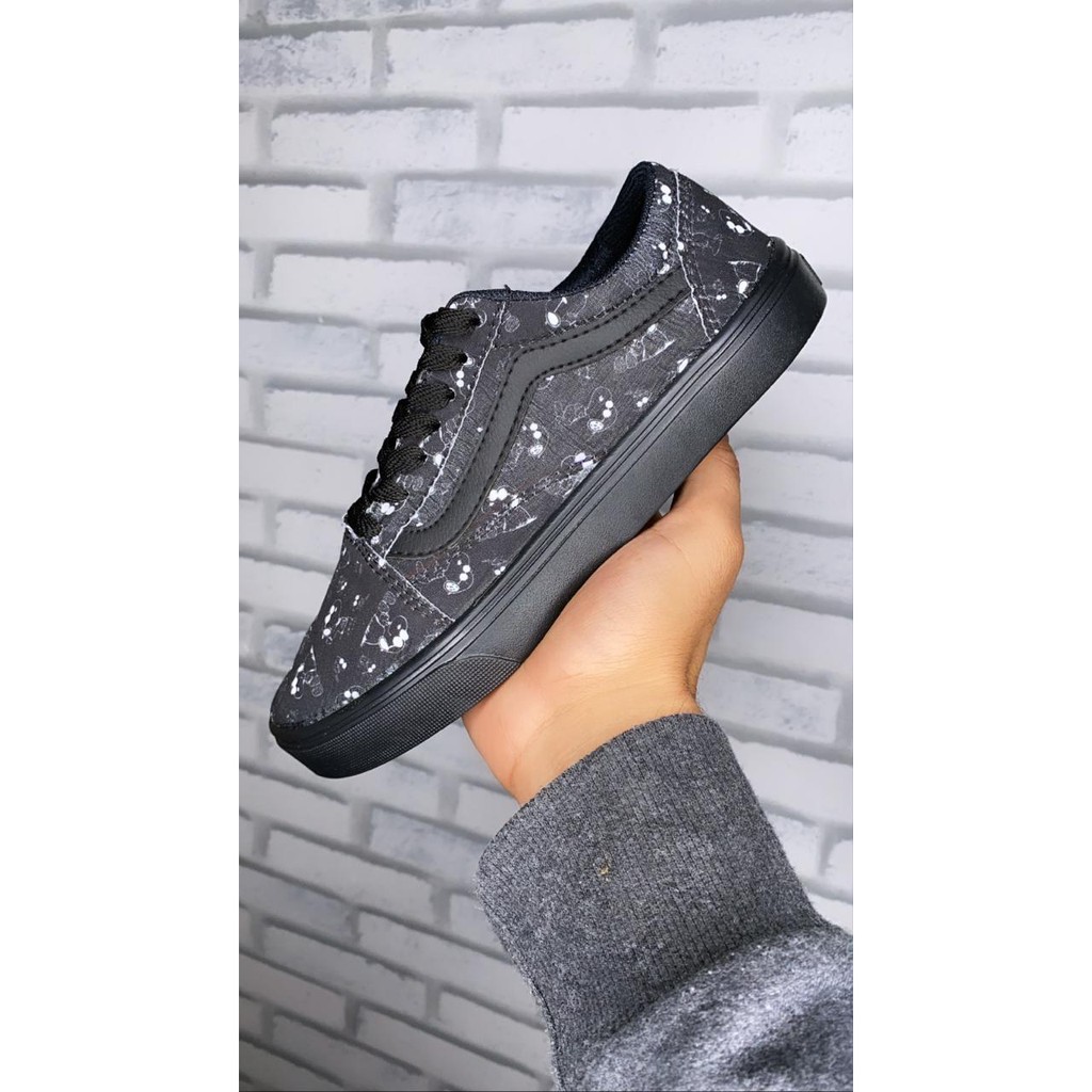 tenis vans snoopy preto