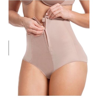 Cinta Calcinha Modeladora Redutora Abdominal Pós Parto ou Cirurgia com Fechamento Lateral com Zíper Princesa Catarina