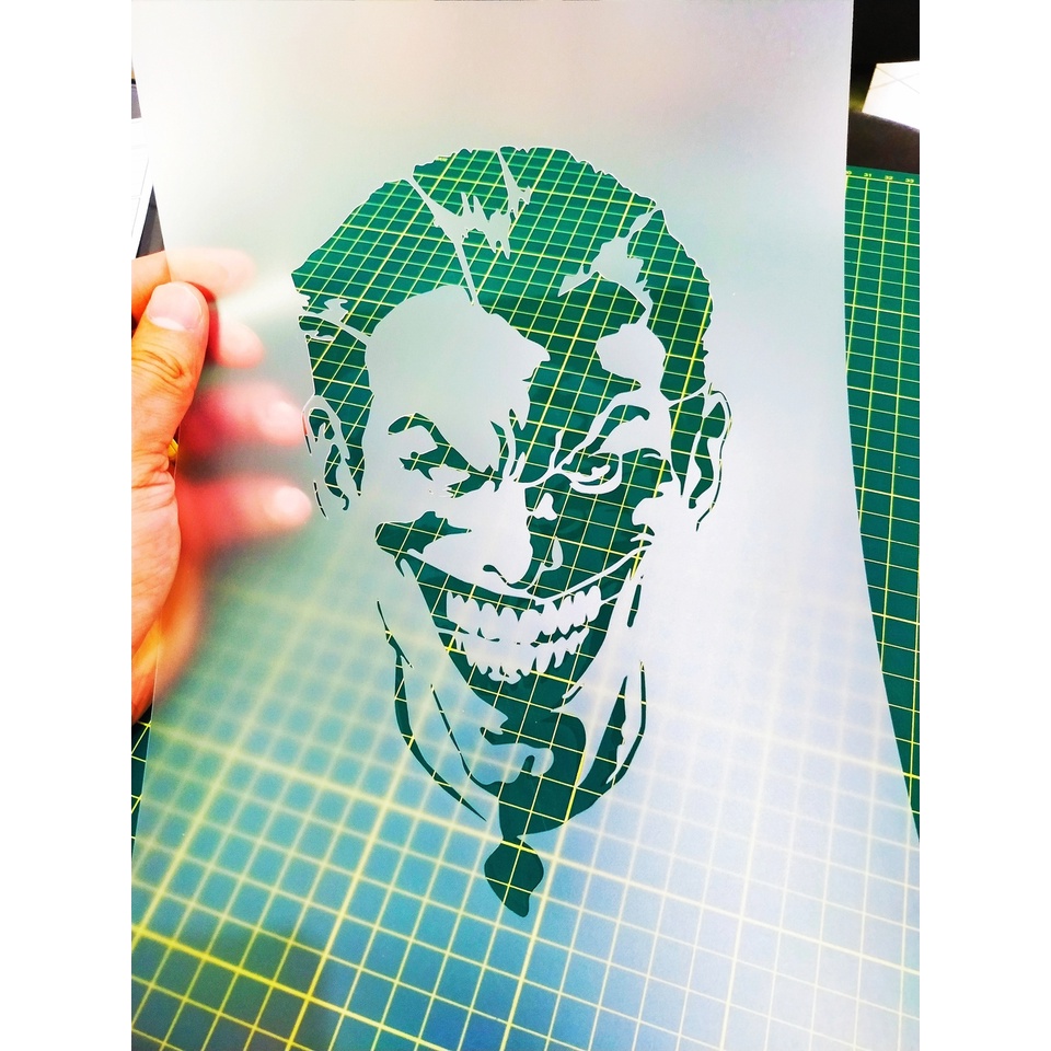 Molde Vazado Stencil Coringa Para Pinturas e Aerografias em Oferta na Shopee