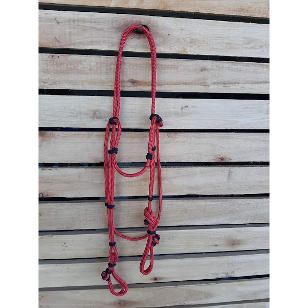 Cabeçada De Corda Para Cavalo Vermelha