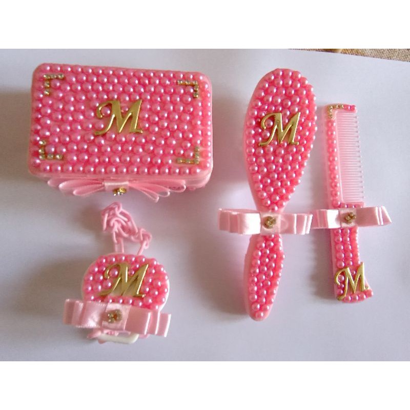 Kit pente, escova de cabelo e saboneteira personalizada menina/ menino