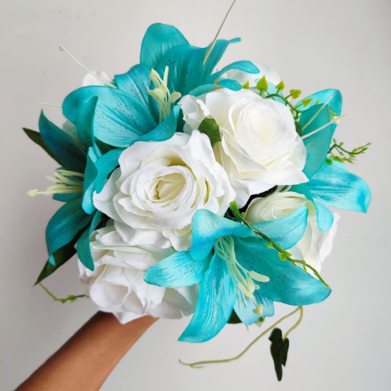 Buquê de noiva azul tifany flores artificiais casamento rosas e lírios  casamento civil religioso | Shopee Brasil