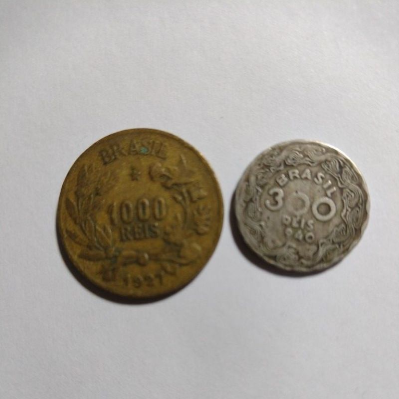 2 moedas raras uma de 1000 Reis ano 1927 e uma de 300 reis 1940