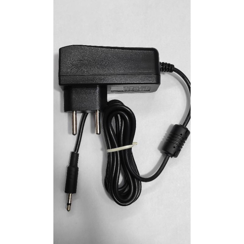 fonte para Atari antigo e clones , Pense Bem etc.entrada  bivolt automática estabilizada saída 9 volts .
