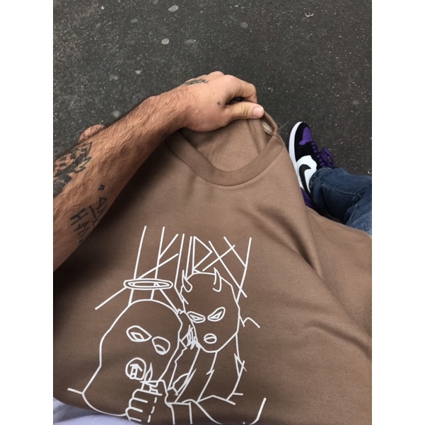 Moletom Crewneck modelo careca balaclava trvshlvnd hellbxy