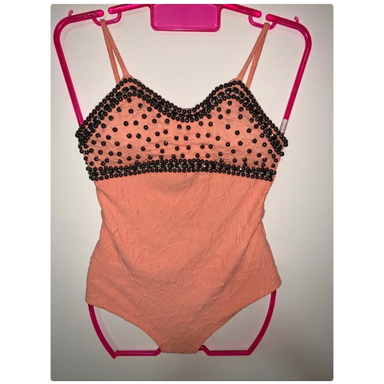 body rosa salmao com pedras veste até 36 até 46