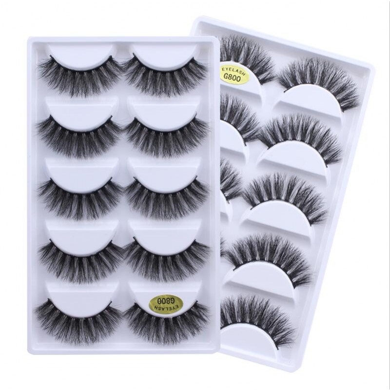 Cartela com 5 pares de cílios posticos G800 — imagem 2 de 2