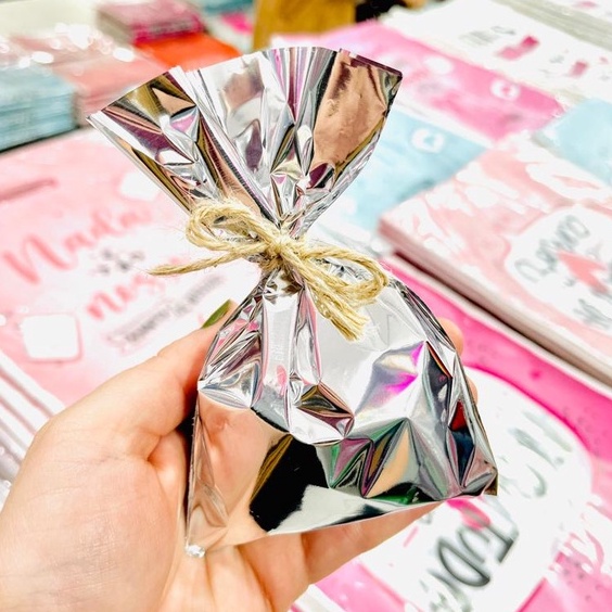 Saquinho De Presente 10x15 com 50 unidades em Oferta na Shopee