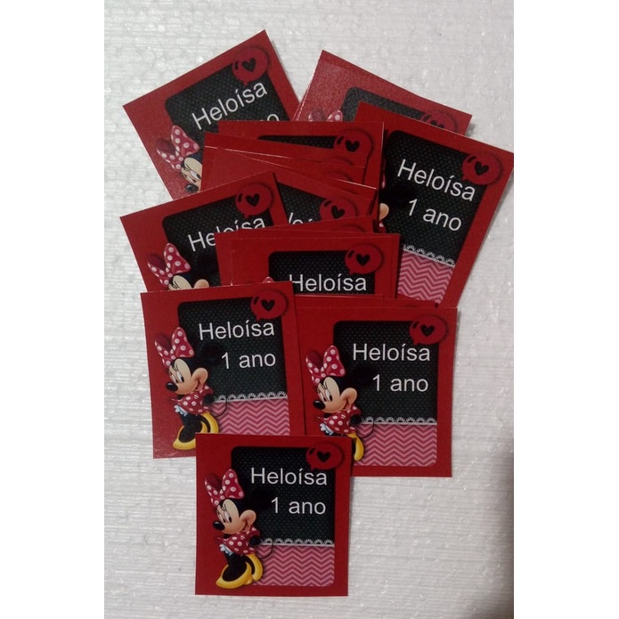 Kit Festa: Etiquetas de caixinha acrílica 10 unidades +Etiquetas de mini tubete 20 unidades + Etiquetas de álcool em gel seria 50 unidades (faço todos temas e quantidades - chame no chat que crio um link)