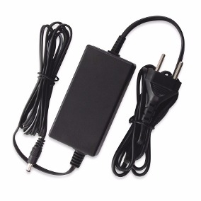 Fonte Para Leds Yongnuo Yn300 Yn600 Yn600l Yn608 Yn308 12v