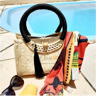 Bolsa de Praia em Palha de Carnaúba com Alcinha de Mão e Tassel