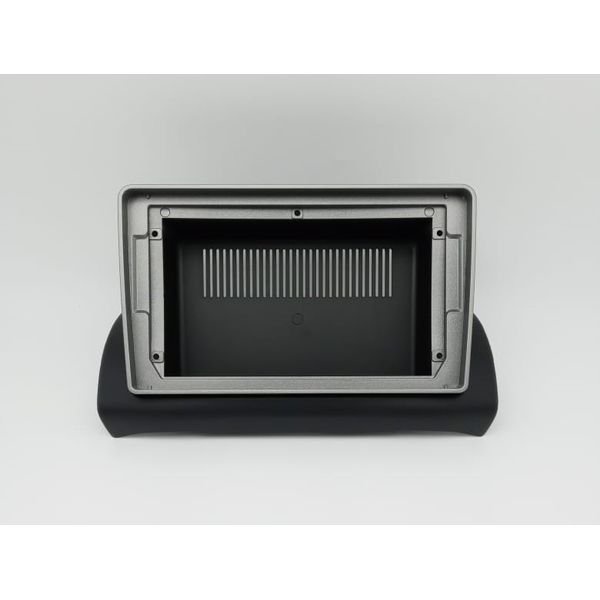 Moldura 9" Fiat Argo Cronos 17/22 p/ MP5 - Preta c/ Friso Prata em Oferta na Shopee