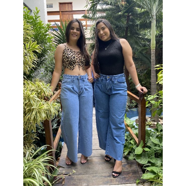 Calça Jeans feminina Wide Leg Moda Folgada na perna com Corte Laser