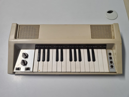 Teclado Orgao Eletronico Antigo Harmony Trol Para Reparo