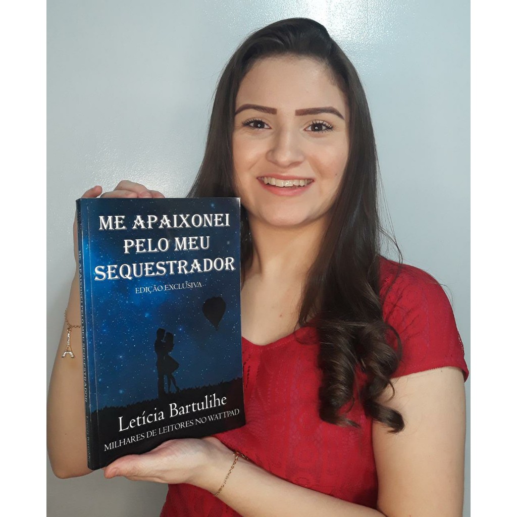 Me Apaixonei Pelo Meu Sequestrador - Livro físico - Edição exclusiva ...