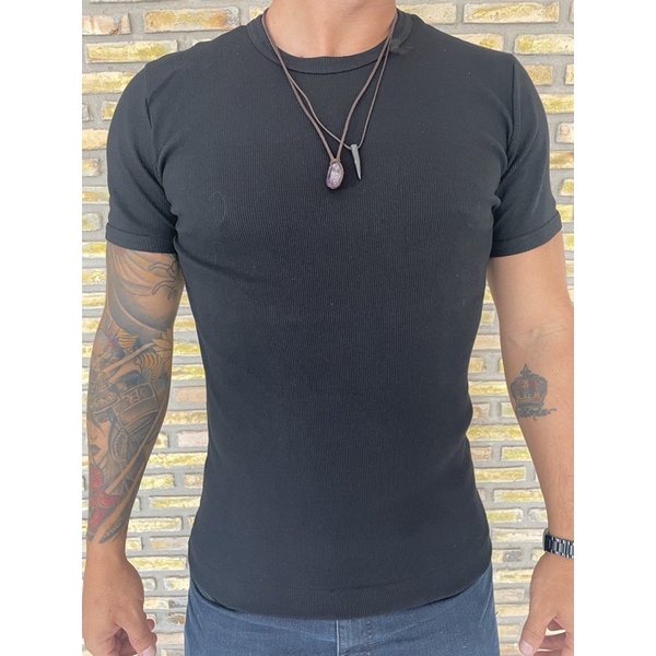 Camiseta Slim Canelada/ Justa ao Corpo