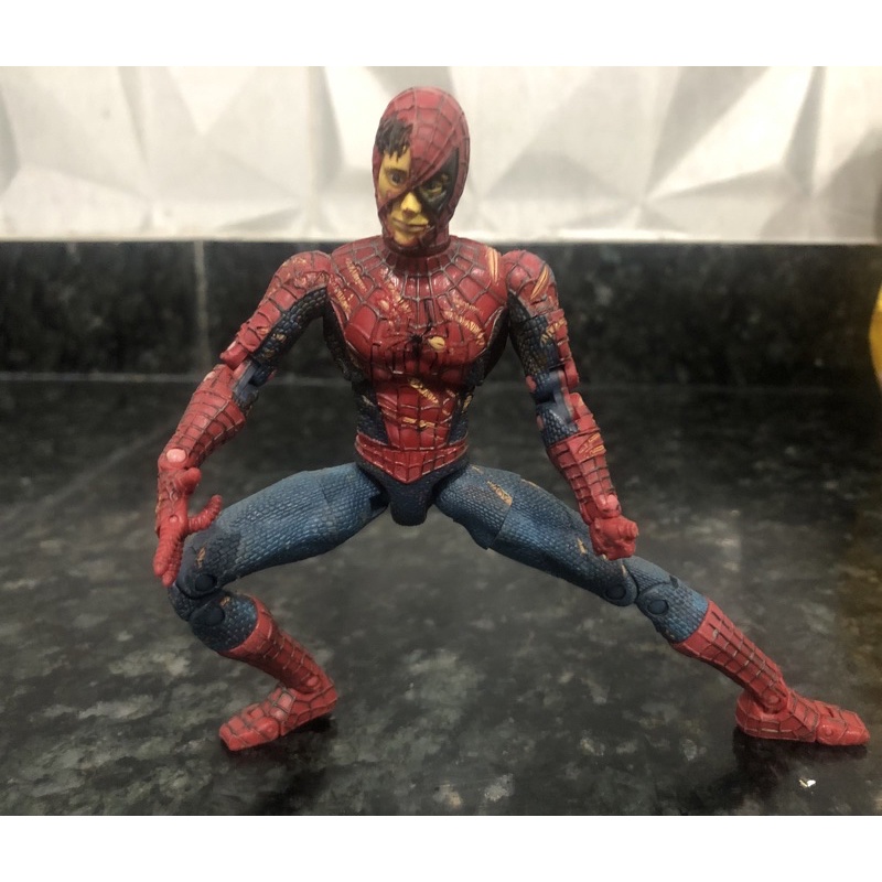 battle ravaged spider man toy biz