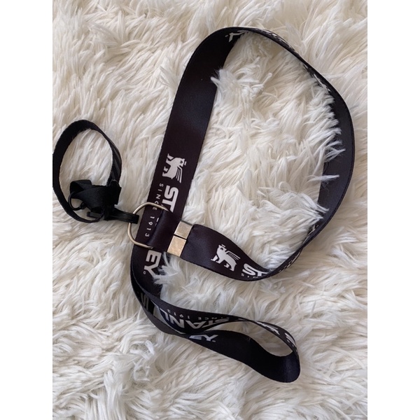 Tirante cordão (120cm) com suporte de borracha para copo Stanley