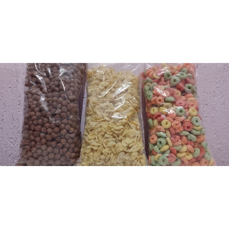 SUCRILHOS E CEREAL milho/chocobol e frutas(colorido, froot loops). 600g de puro sabor. em Oferta na Shopee
