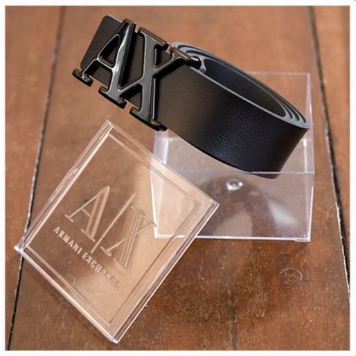 cinto masculino preto com fivela prata ou preta acompanha caixa em acrilico
