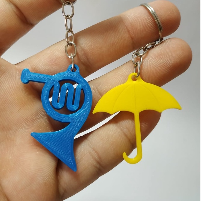 Kit chaveiros How I met your Mother - Guarda chuva e trombeta