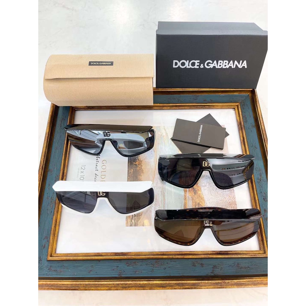 DOLCE & GABBANA PITONE VIT LUCIDO NERO 靴 ブーツ knobel.dental