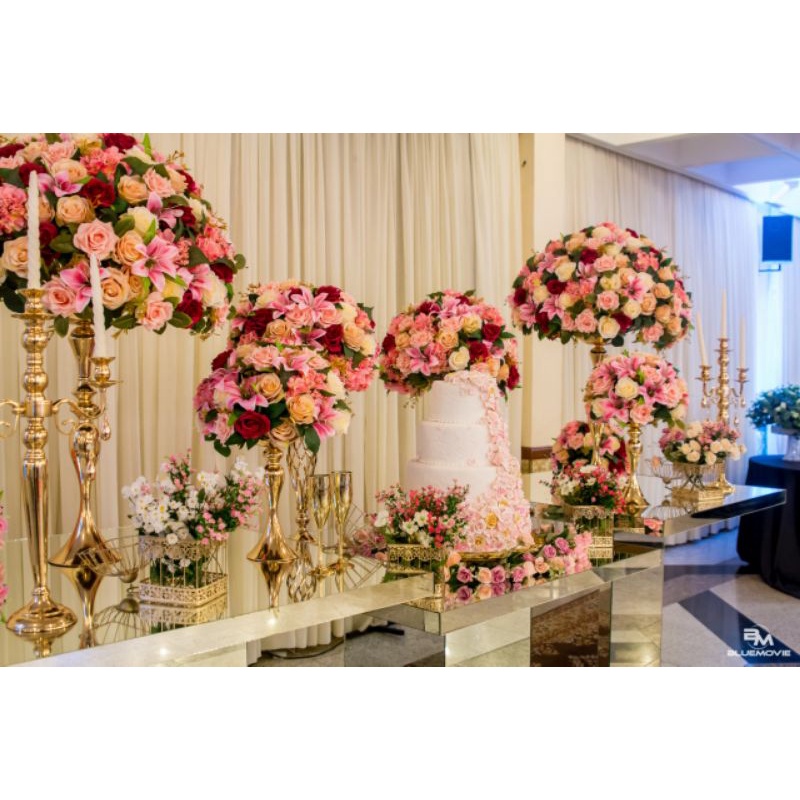 Arranjo de Rosas artificiais para casamentos e festas Tam P | Shopee Brasil