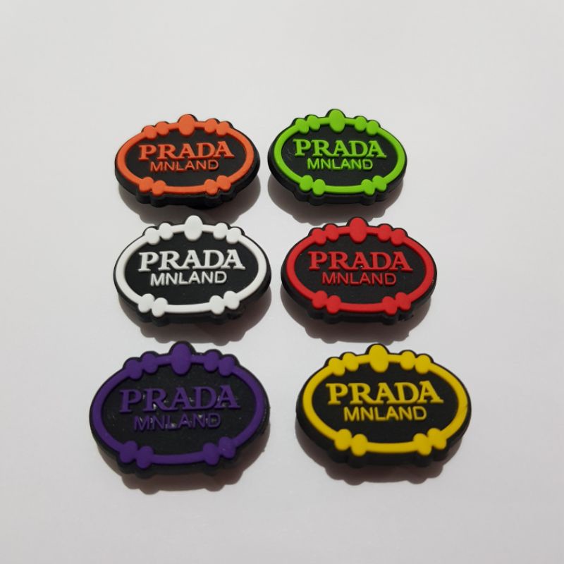 Total 86+ imagen crocs prada jibbitz Thcshoanghoathambadinh.edu.vn