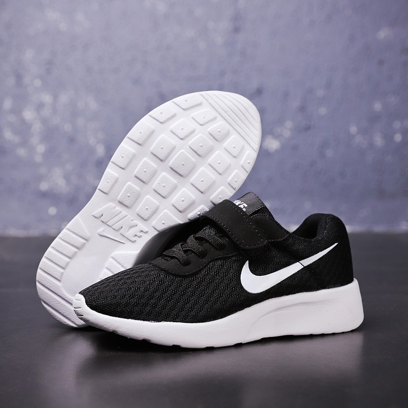 tenis nike menino 35