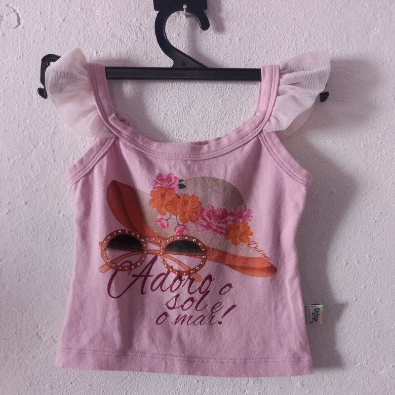Camiseta roda óculos  infantil usada