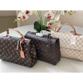 Bolsa feminina LV louis vuitton otima qualidade oferta