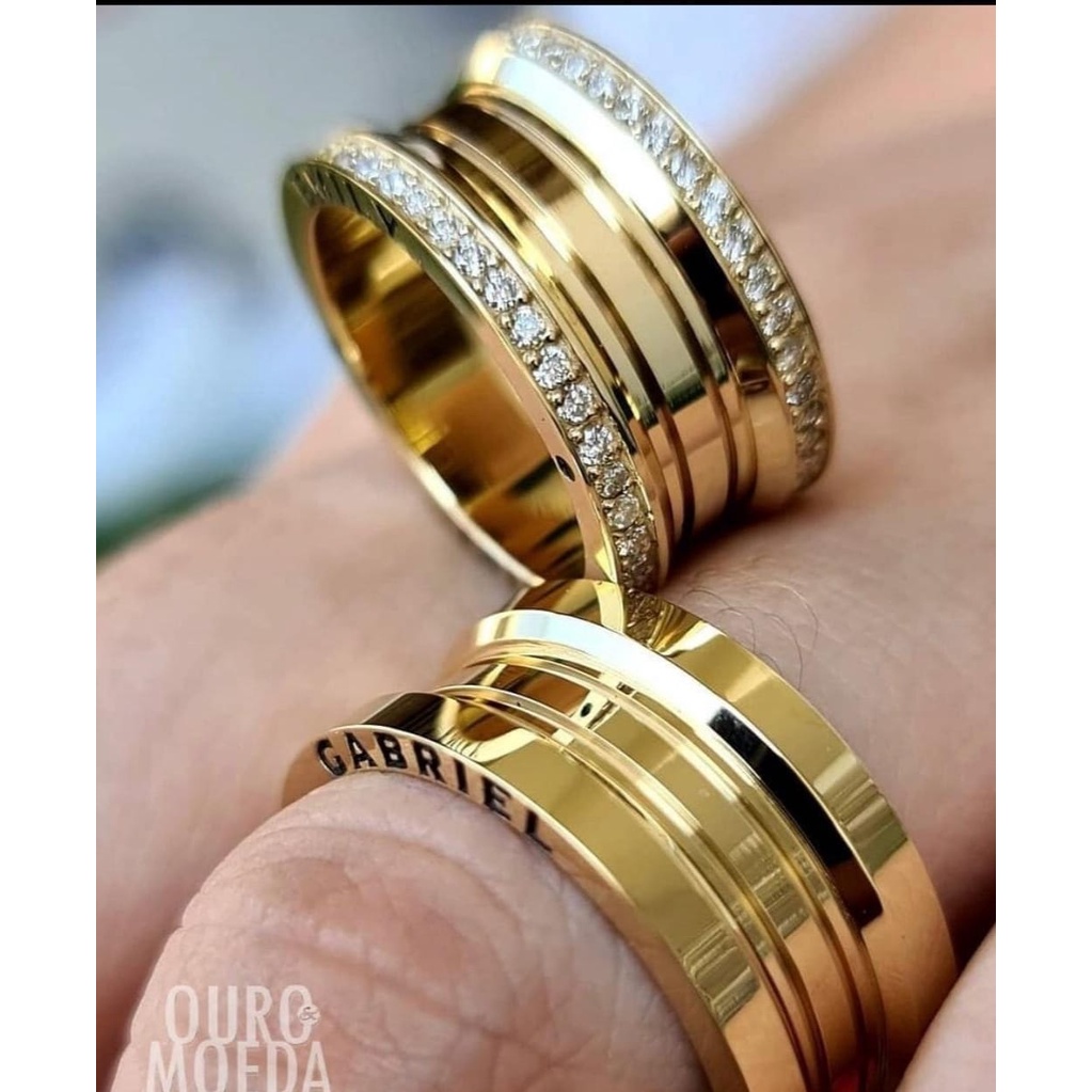 PAR DE ALIANÇAS EM MOEDA - 10MM / MODELO BVLGARI