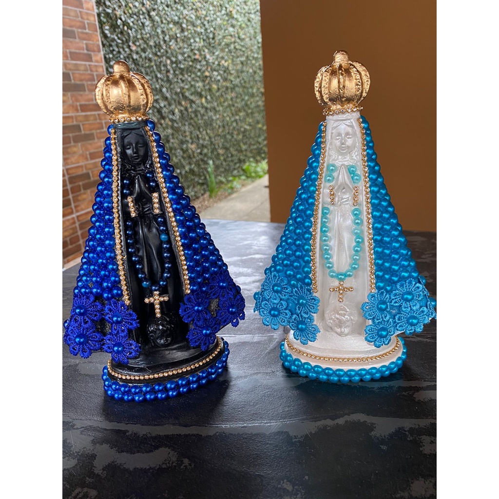 Imagem Nossa Senhora Aparecida 22cm Bordada em Pérola e strass - Pintura Resinada - Azul Escuro ou Azul Claro