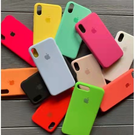 Capa Case Capinha Iphone Silicone Aveludada Protetora Com Logo P