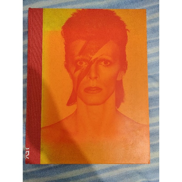 Livro David Bowie Is (Cosac Naify) - LEIA A DESCRIÇÃO