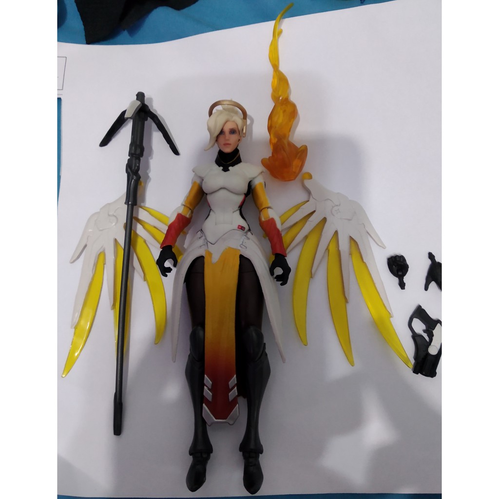 Mercy Overwatch Ultimates Hasbro boneco figura