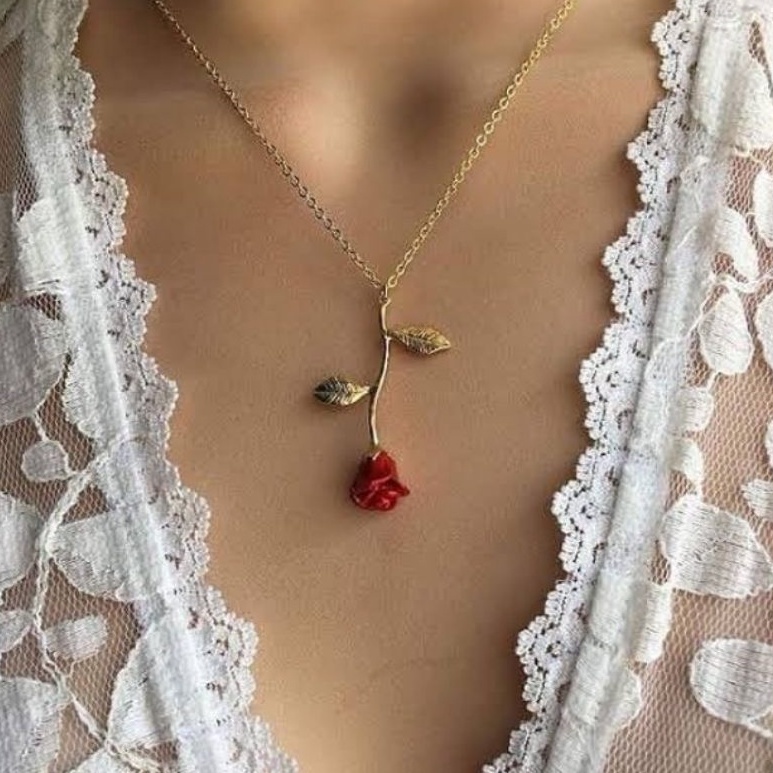 Colar Feminino Rosa Vermelha Promoção Presente Namorada COD 13 em Oferta na Shopee