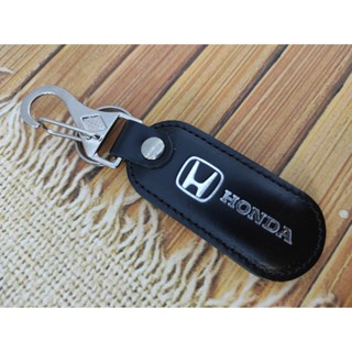 Chaveiro Preto em Couro e Metal com Logomarca, Argola e Mosquetão em Oferta na Shopee