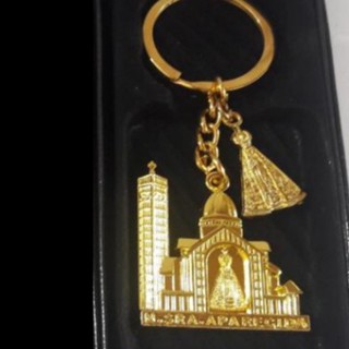 Chaveiro Basilica E Aparecida Metal Dourado Na Caixa em Oferta na Shopee