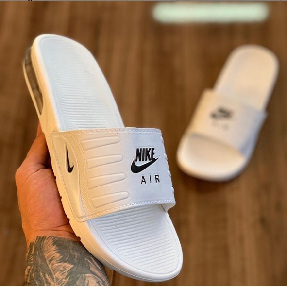 chinelo da nike novo lançamento